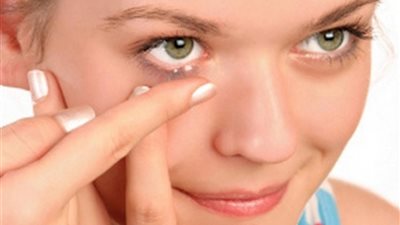 العدسات اللاصقة المضادة للأشعة فوق البنفسجية لا تغني عن نظارة الشمس