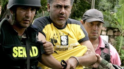 بالصور.. تاجر مخدرات يقضي حكم المؤبد داخل زنزانة 5 نجوم