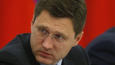 روسيا تناقش تجميد إنتاج النفط في 