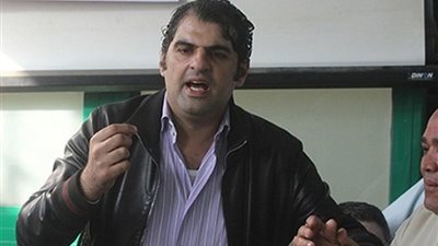 أهالي قرية الأطارشة بالباجور يمنعون النائب معتز الشاذلي من دخول القرية 