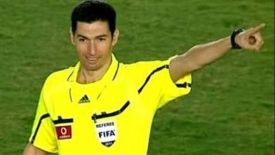 ننشر أسماء حكام مباريات الدوري غدا