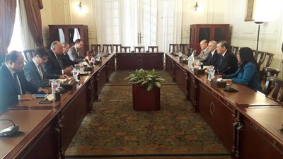 وزير الخارجية يستقبل وزير خارجية الأوروجواي