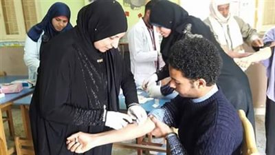 بالصور.مبادرة كفر البطيخ خالية من فيرس سي تواصل فاعليتها بدمياط