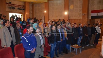 محافظ الاسماعيلية يلتقى شباب المفتشين والمعاونيين والفنيين العاملين بمشروع التعداد السكان 2017