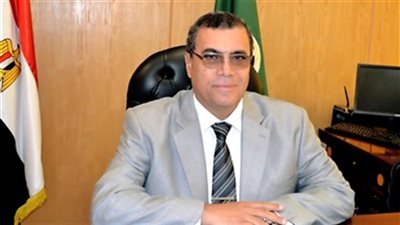 محافظ الفيوم يقرر دراسة موقف المصانع المتعثرة وتوفيق أوضاعها
