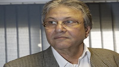 رئيس الزمالك الأسبق: ما حدث أمس وصمة في جبين النادي