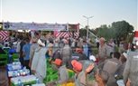 محافظ البحر الأحمر يشارك الموظفين الإفطار الجماعى بالديوان العام 