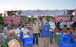 محافظ البحر الأحمر يشارك الموظفين الإفطار الجماعى بالديوان العام 