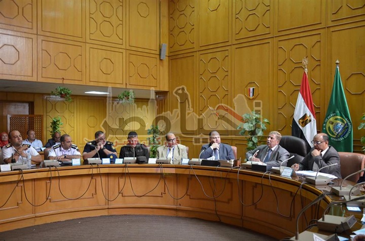 ننشر تفاصيل إجتماع المجلس التنفيذى بمحافظة الاسماعيلية بحضور نواب البرلمان