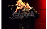 مدحت صالح يتألق بحفل كامل العدد بمسرح أوبرا جامعه مصر