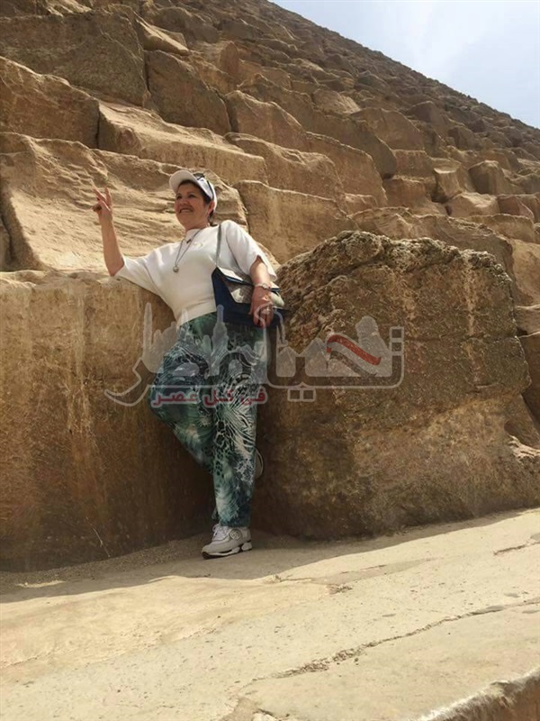 بالصور.. عائلة "رونالدو" في زيارة سياحية للاهرامات والمتحف المصري