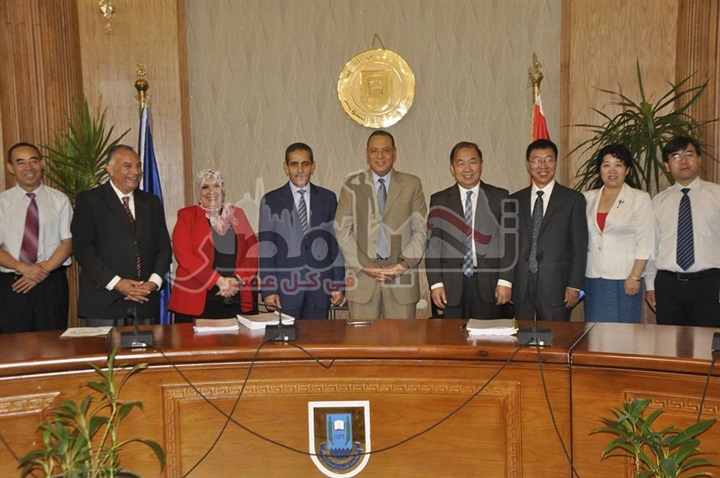 جامعة قناة السويس توقع إتفاقية تعاون مع معهد بكين لتكنولوجيا المعلومات ومؤسسة مصر الخير