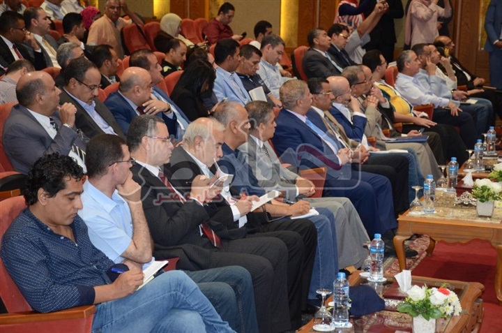 محافظ ومدير أمن الإسماعيلية يشهدان الإحتفال بمناسبة مرور ثلاث سنوات على إفتتاح قناة السويس الجديدة